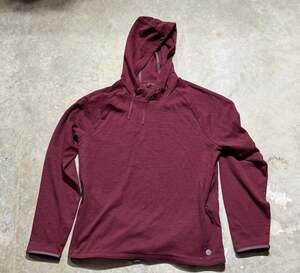 L.L.Bean Men's Slightly Fitted Performance Hoodie Burgundy